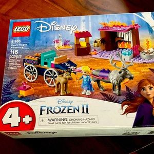 Lego Friends Frozen Elsa’s Wagon Adventure.